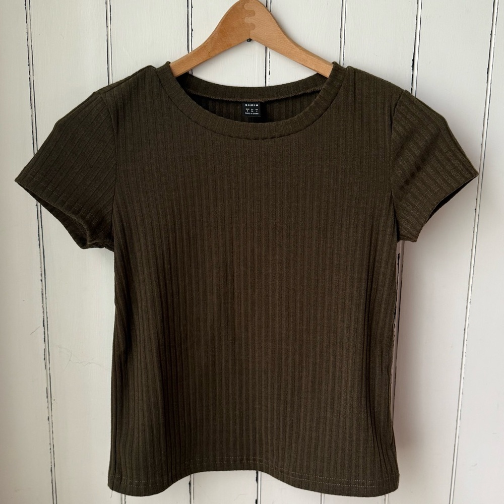 SHEIN Ribbed Brown Tee Shirt